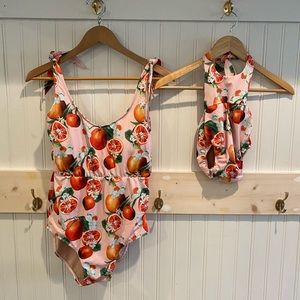 SOLD: KORTNI JEANE Set or separate